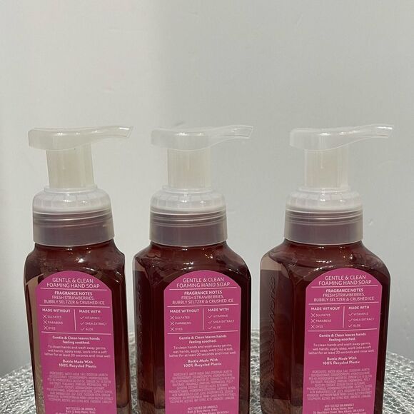 BBW Strawberry Soda Foaming Hand Soap Set of 3 NWT - Picture 2 of 2